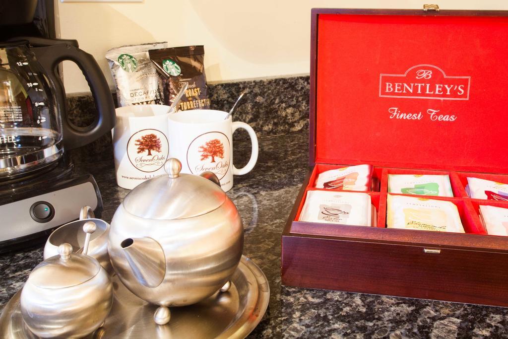 Seven Oaks Bed & Breakfast Lake Geneva Esterno foto