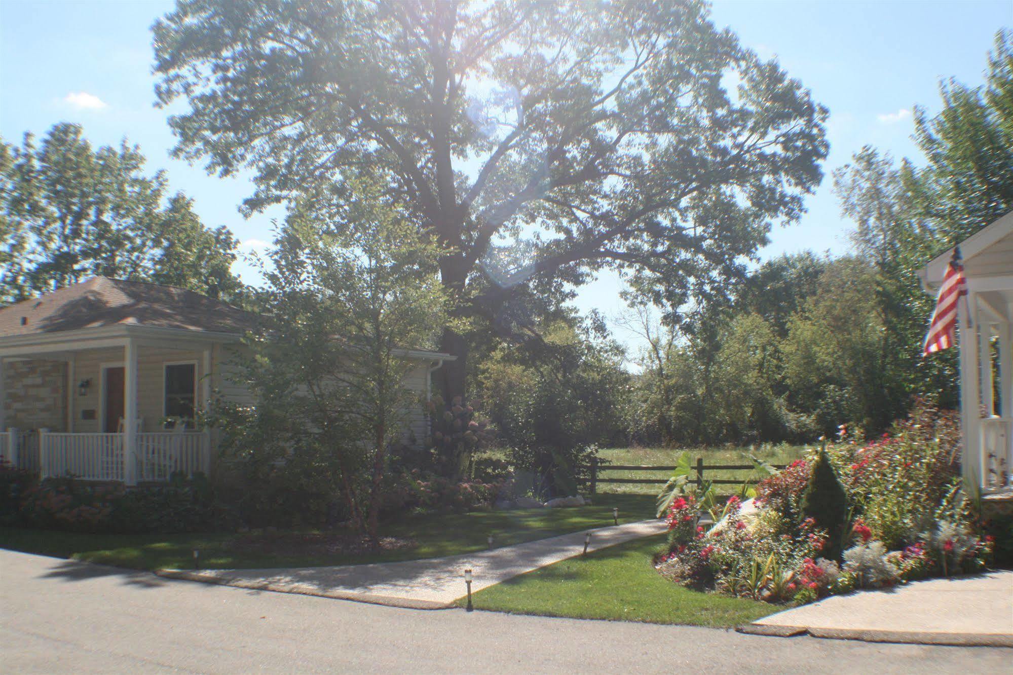 Seven Oaks Bed & Breakfast Lake Geneva Esterno foto