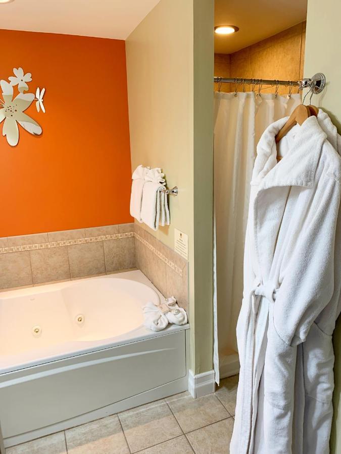 Seven Oaks Bed & Breakfast Lake Geneva Esterno foto