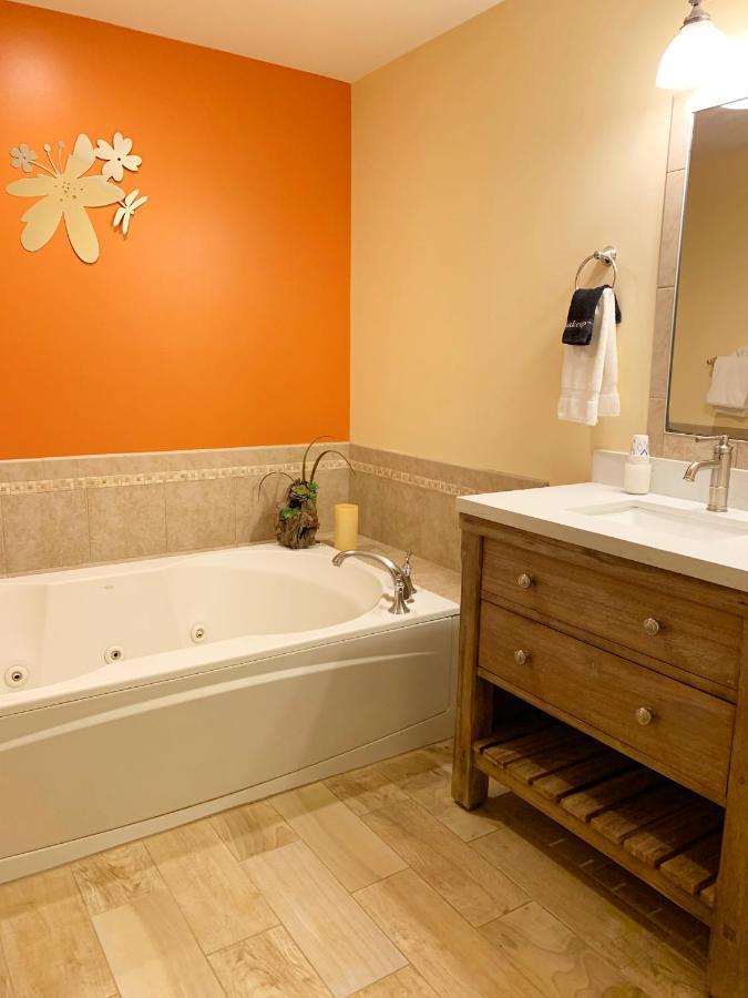 Seven Oaks Bed & Breakfast Lake Geneva Esterno foto