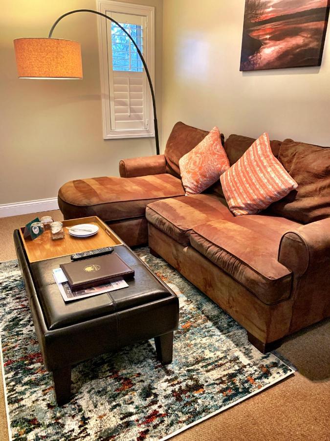 Seven Oaks Bed & Breakfast Lake Geneva Esterno foto